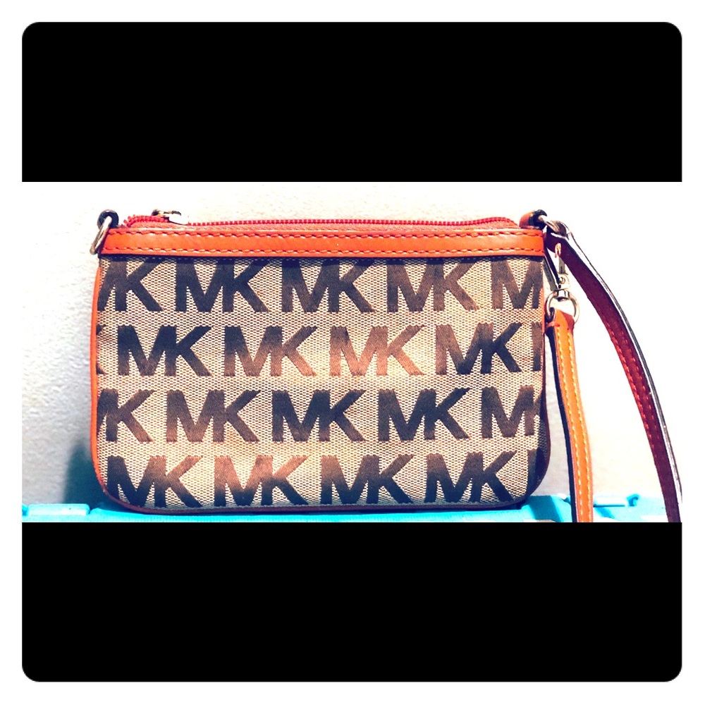 Michael Kors signature wristlet
